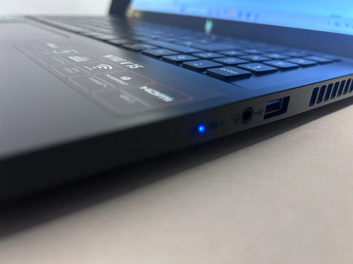 Acer Nitro V15 RTX 2050 8GB DDR5 512 NVME - Imagem 6